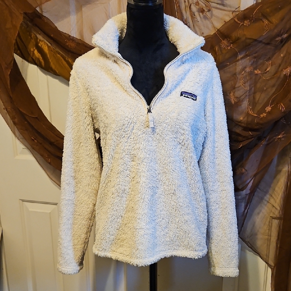 Patagonia Cream Fleece Pullover